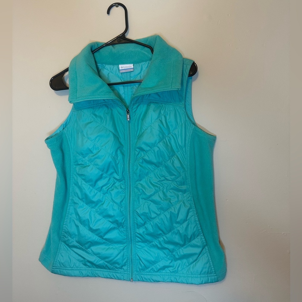 Columbia Women's Aqua Blue Vest